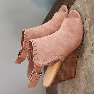 Women's Rose/Mauve Heels - Lauren Conrad Size 8 - Like New